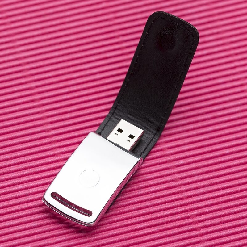 Pen Drive de Couro